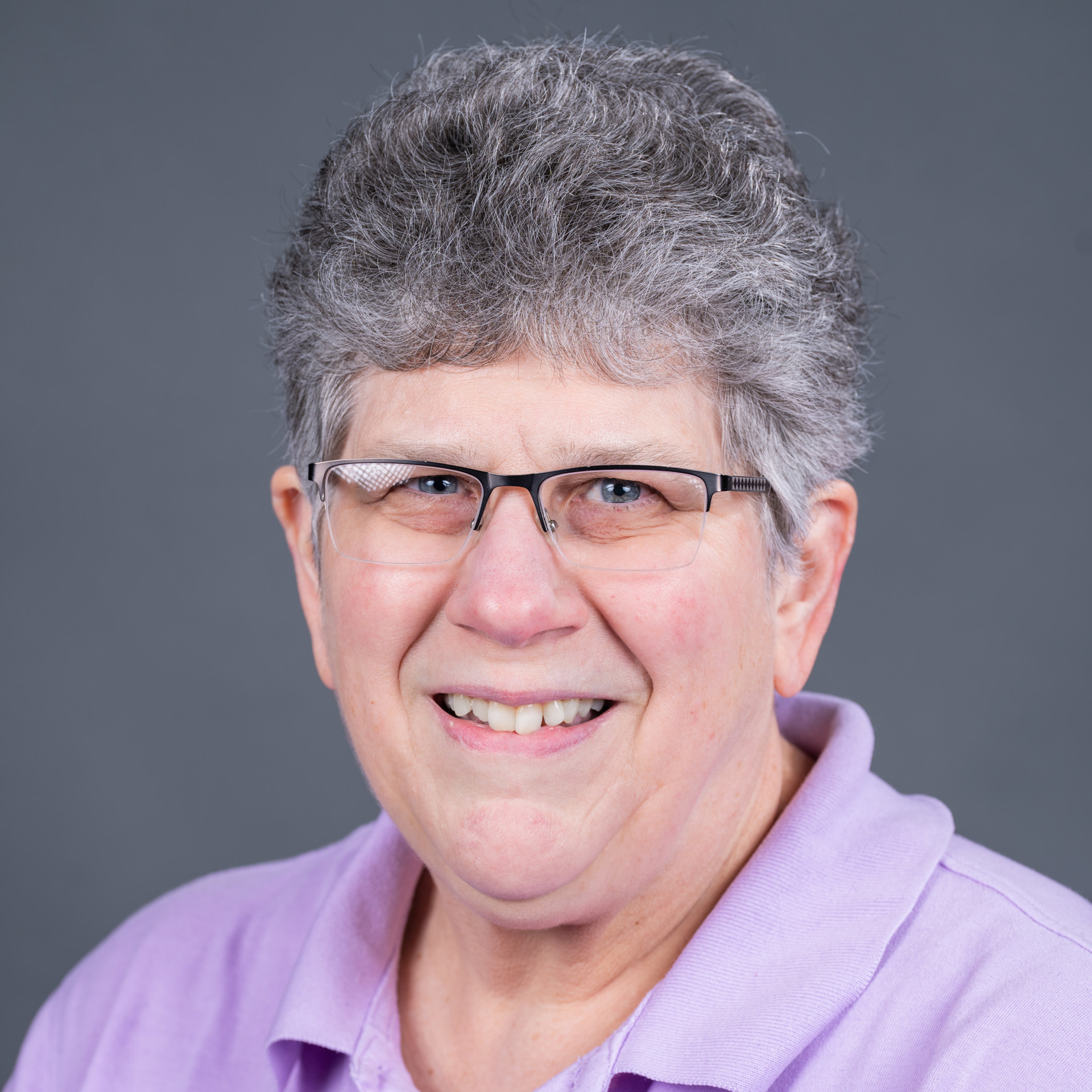 Headshot of Lynne Whisner